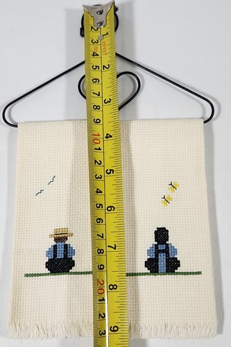 Vintage Mini Primitive Amish People Wall Hanger Embroidered Tea Towels Country - Picture 3 of 4