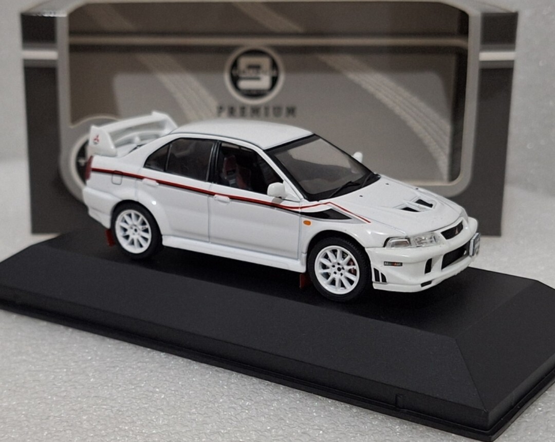 Mitsubishi TOMMI フルオプション　カーボデンシャシーボデイ未走行 Mitsubishi TOMMI フルオプション カーボデンシャシーボデイ未走行