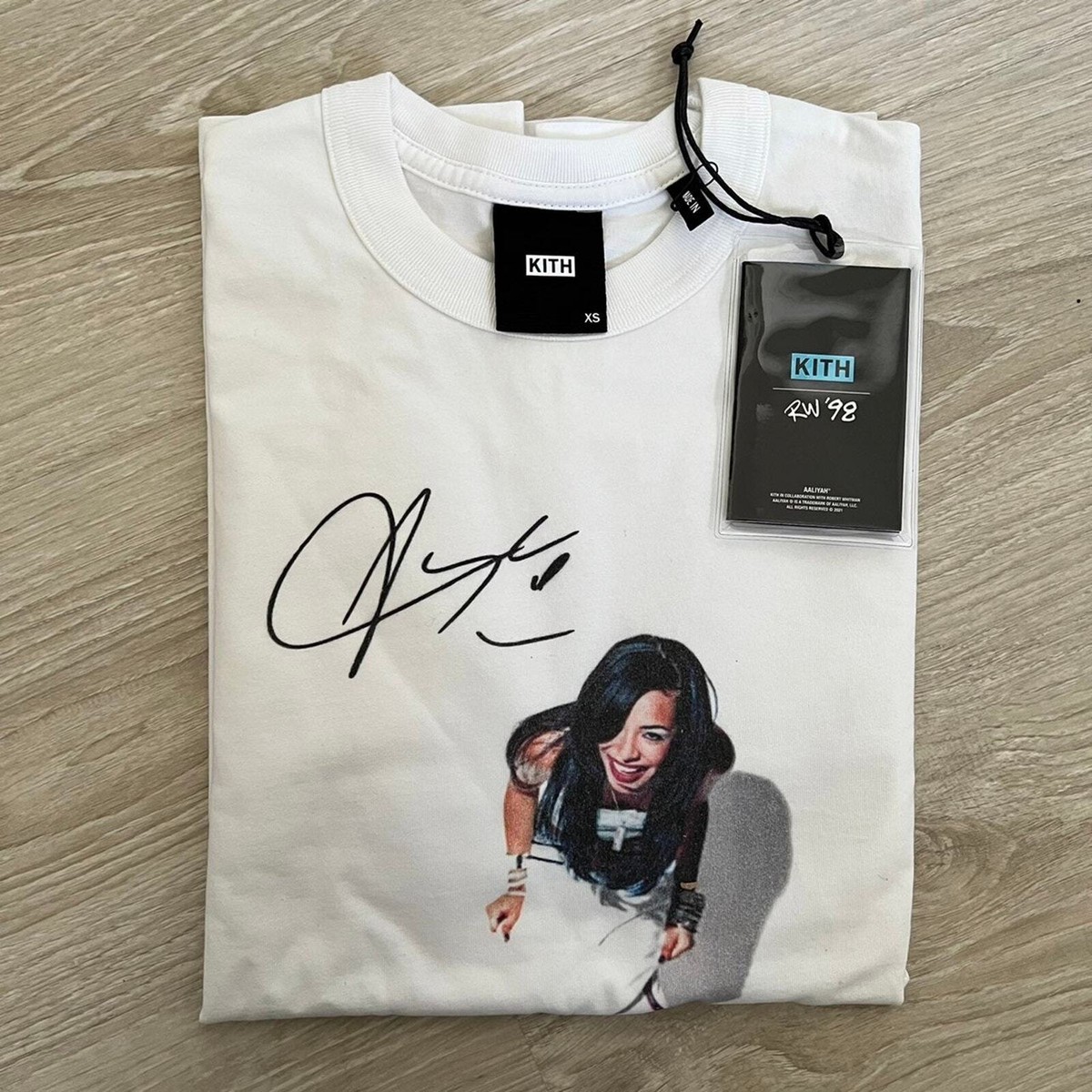 Kith x aaliyah long sleeve graphic tshirt crew XS | eBay Kith x aaliyah long sleeve graphic tshirt crew XS | eBay