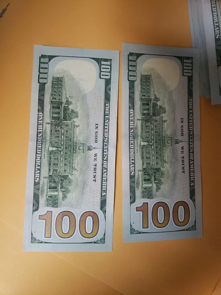 $100 CASH (1) One Hundred Dollar Bill Series Are Switched Check It Out Rare Find - Image 4 of 4