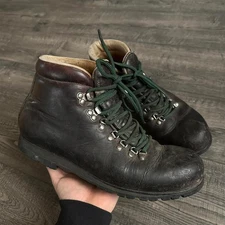 Vintage Thrahsed Worn Brown Leather Danner Style Mountain Hiking Winter Boots 
