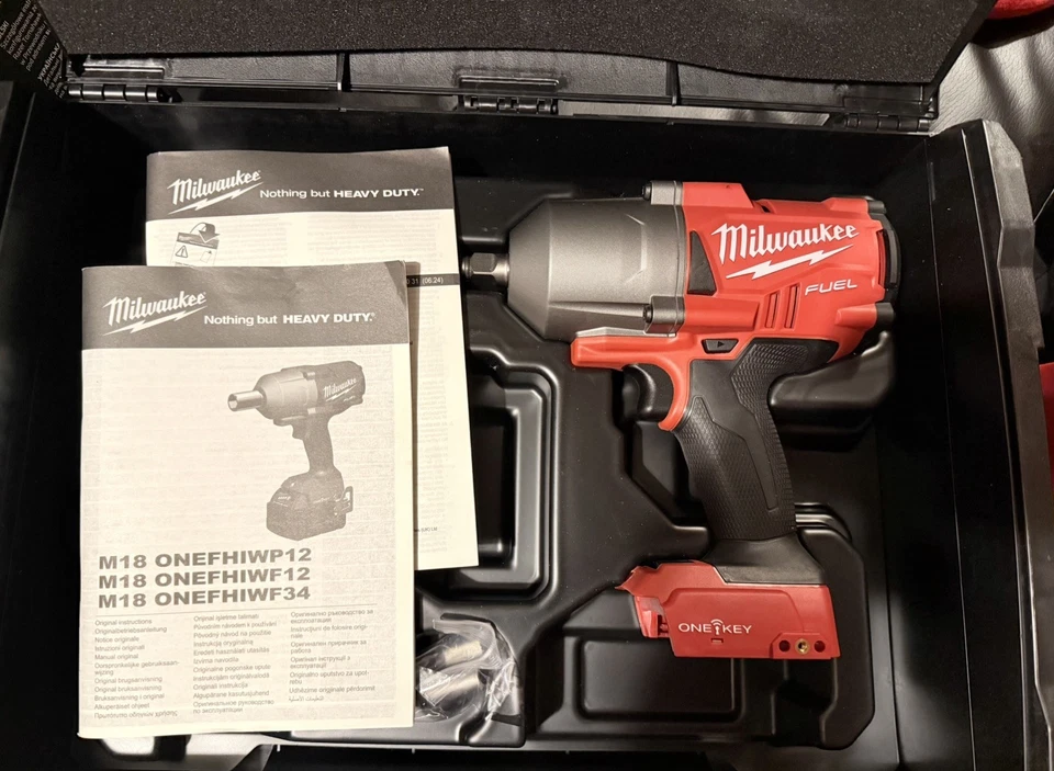 Milwaukee M18ONEFHIWF12-0 One-Key Fuel Brushless High-Torque 1/2" Impact Wrench - Image 3 of 4