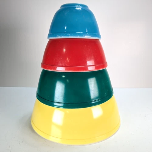 Vtg Pyrex Primary Colors Nesting Mixing Bowls Set of 4 1950s Kitchen Kitschy MCM