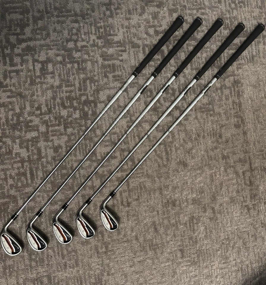 Juego de hierros de palos de golf 5i-9i y driver Nike Junior para diestros excelente primer conjunto Foto 3 de 4