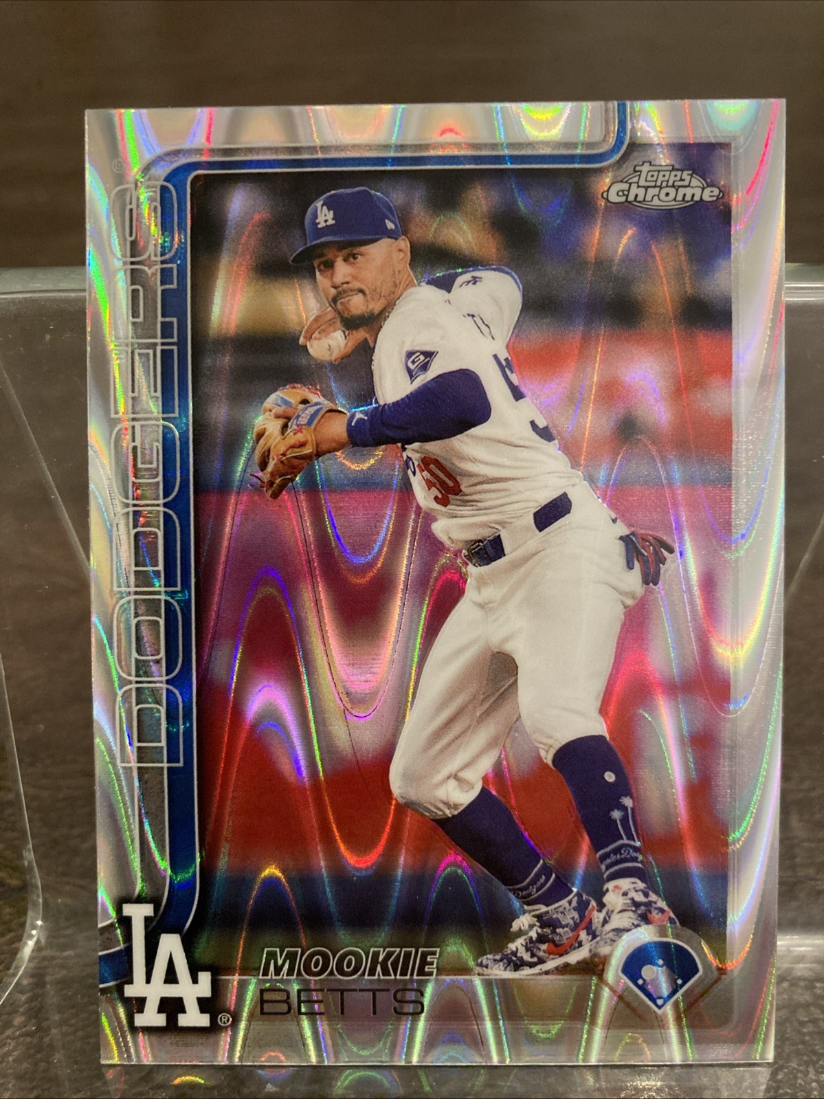 2025 Topps Chrome Mookie Betts RayWave Refractor Base #50 Dodgers