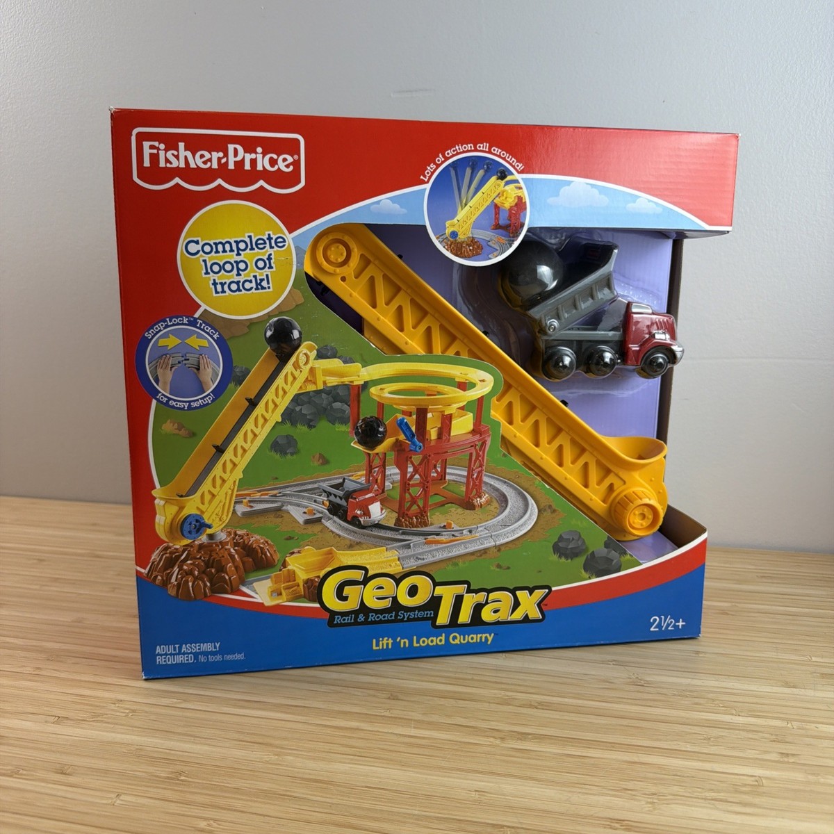 Fisher-Price GeoTrax Rail & Road System Lift n Load Quarry NEW