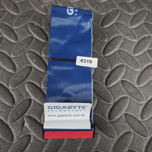 Câble ruban Gigabyte triple 3 connecteurs bleu disquette - Photo 8/8