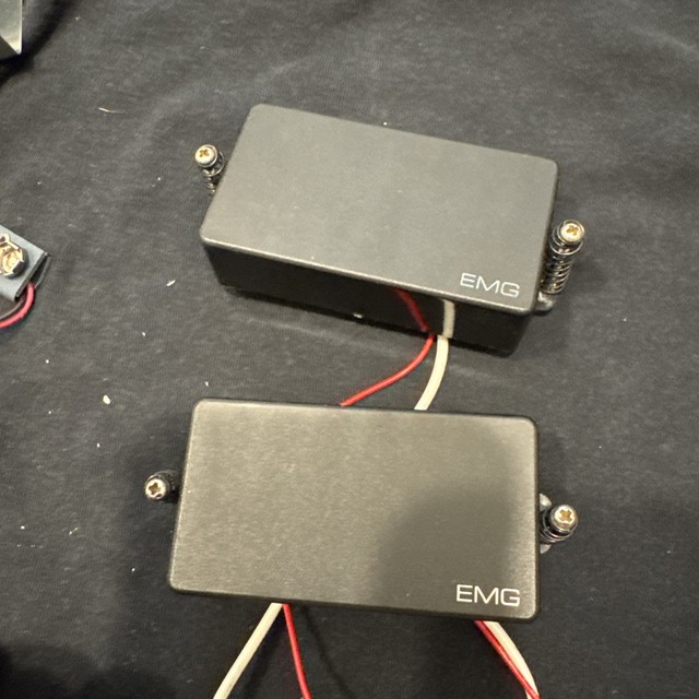 EMG 81/60 Active Set