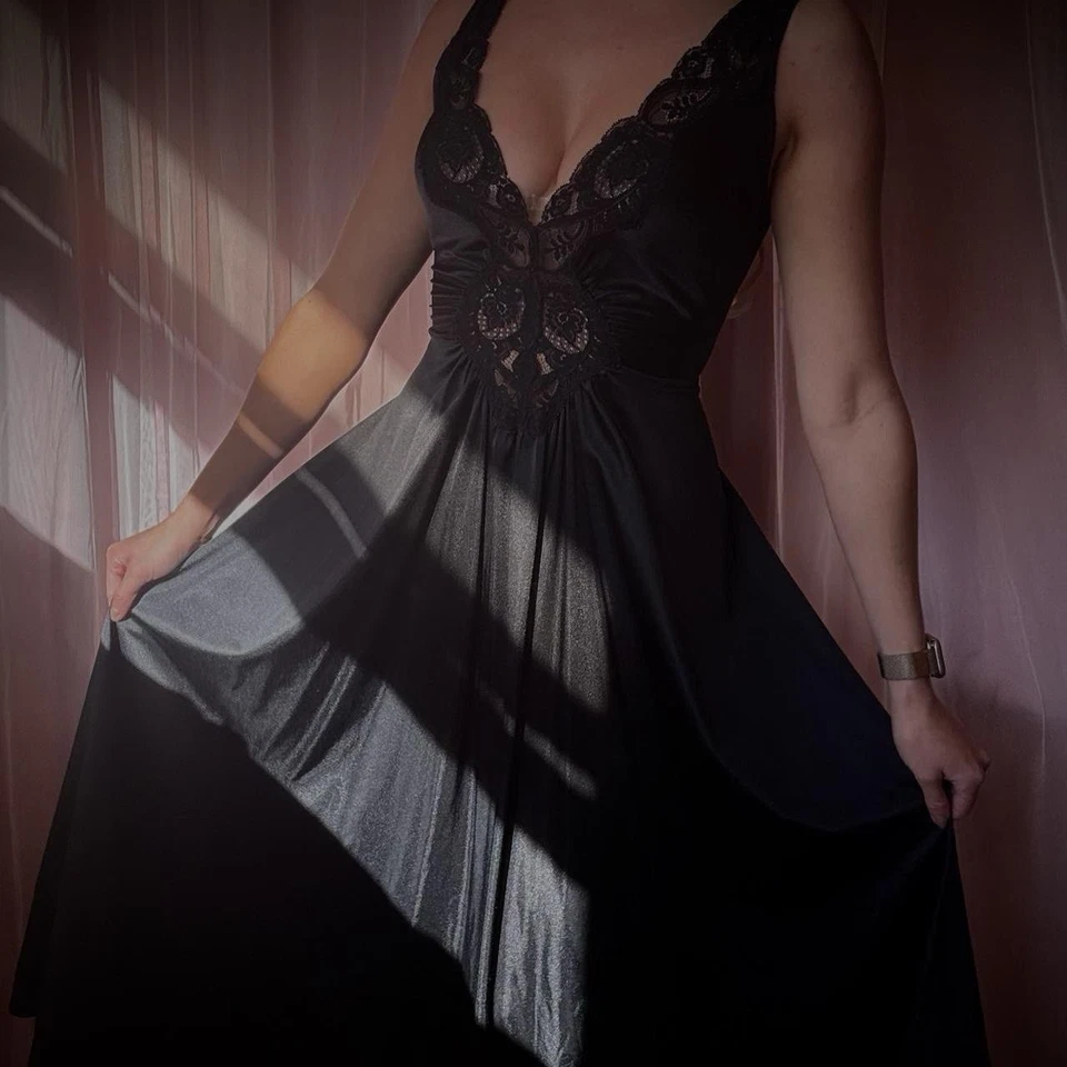 Vestido sin mangas Olga negro de barrido completo años 60 Foto 3 de 4