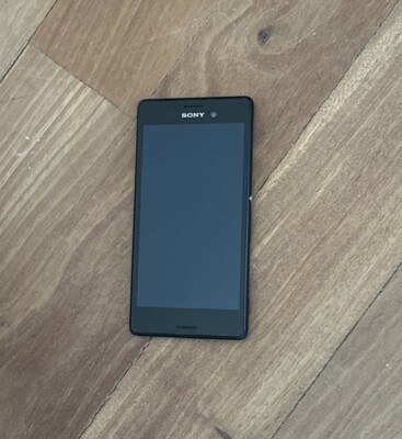 Sony Xperia M4 Aqua E2303 8GB Schwarz Teilespender Display Lcd Kamera Etc Ok