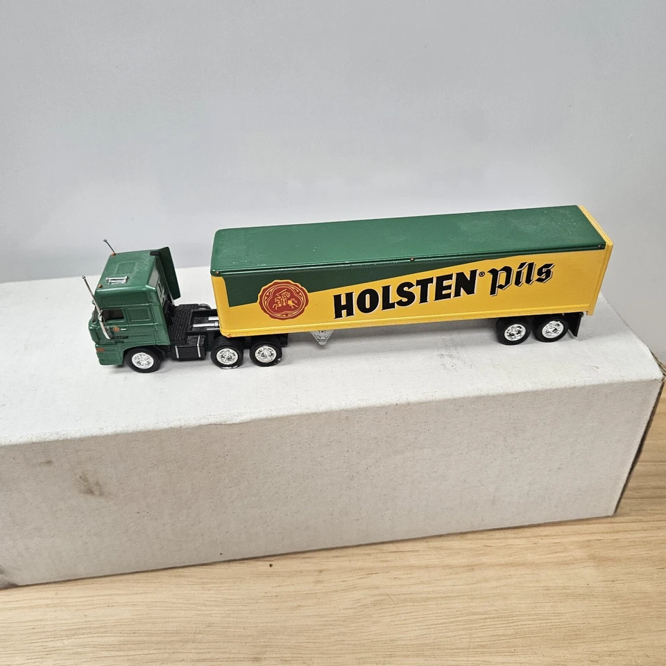 Matchbox Holsten Pils DAF 3300 Truck 1:100 Scale Diecast Brewery Tractor Trailer - Image 4 of 4