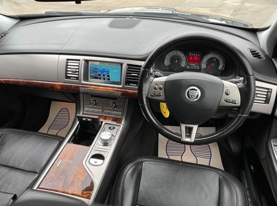 JAGUAR XF MK1 X250 20072015 4pc Wind Deflectors HEKO Tinted eBay