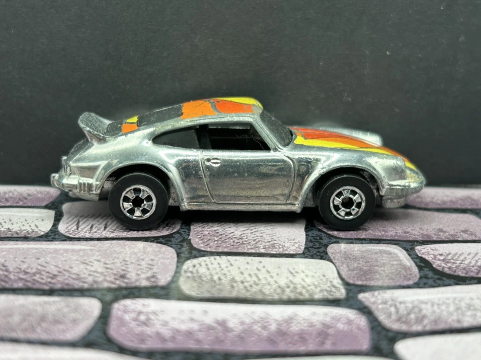 复古 1974 风火轮 Chrome 保时捷 P-911 Super Chromes BW 黑墙 HK — 第 4/4 张图片