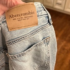 Abercrombie Kids Light Blue Jeans size 13/14