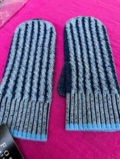 Forte Cashmere Cable Knit Cashmere Mittens Women  s Navy Size NS