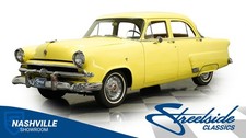1953 Ford Mainline Fordor