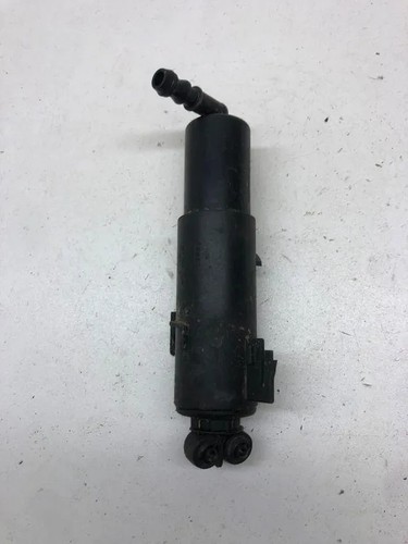 AUDI A4 Avant 8W5, B9 Scheinwerferwaschanlage rechts 8K0955102A 2.00 33825940