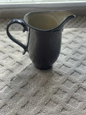 VINTAGE ~ BROYHILL ~ ATTIC HEIRLOOMS BROWN 8” STONEWARE PITCHER JUG ~ 40 Oz.