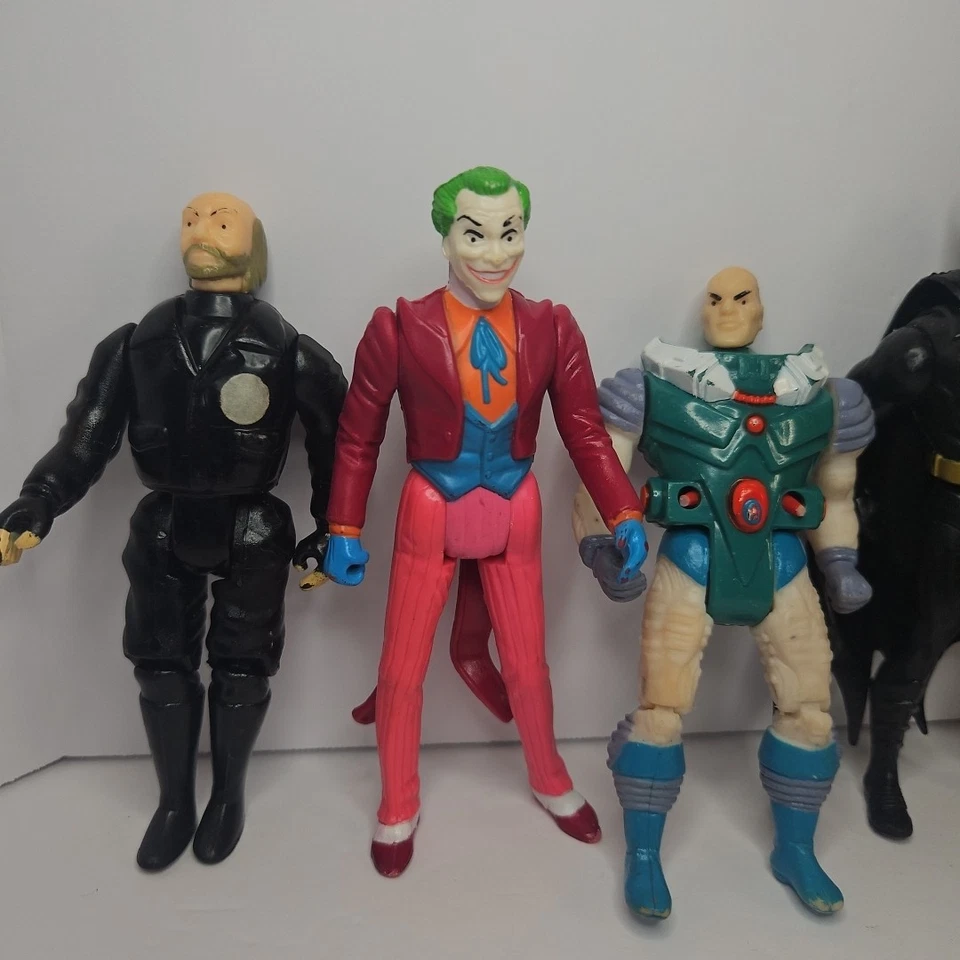 Lot Of 8 VTG 80's 90's DC Comics Action Figures Batman Robin Joker Riddler Ivy - Image 2 of 4