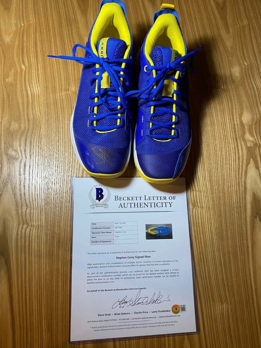 Steph Curry Signed Shoe Beckett LOA (Golden State Warriors)