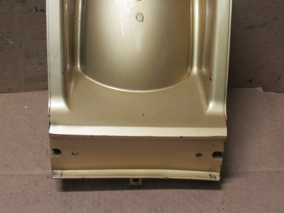 Guardabarros trasero dorado Honda GL1200 1985 Goldwing edición limitada 80102-MG9-770ZL Foto 4 de 4