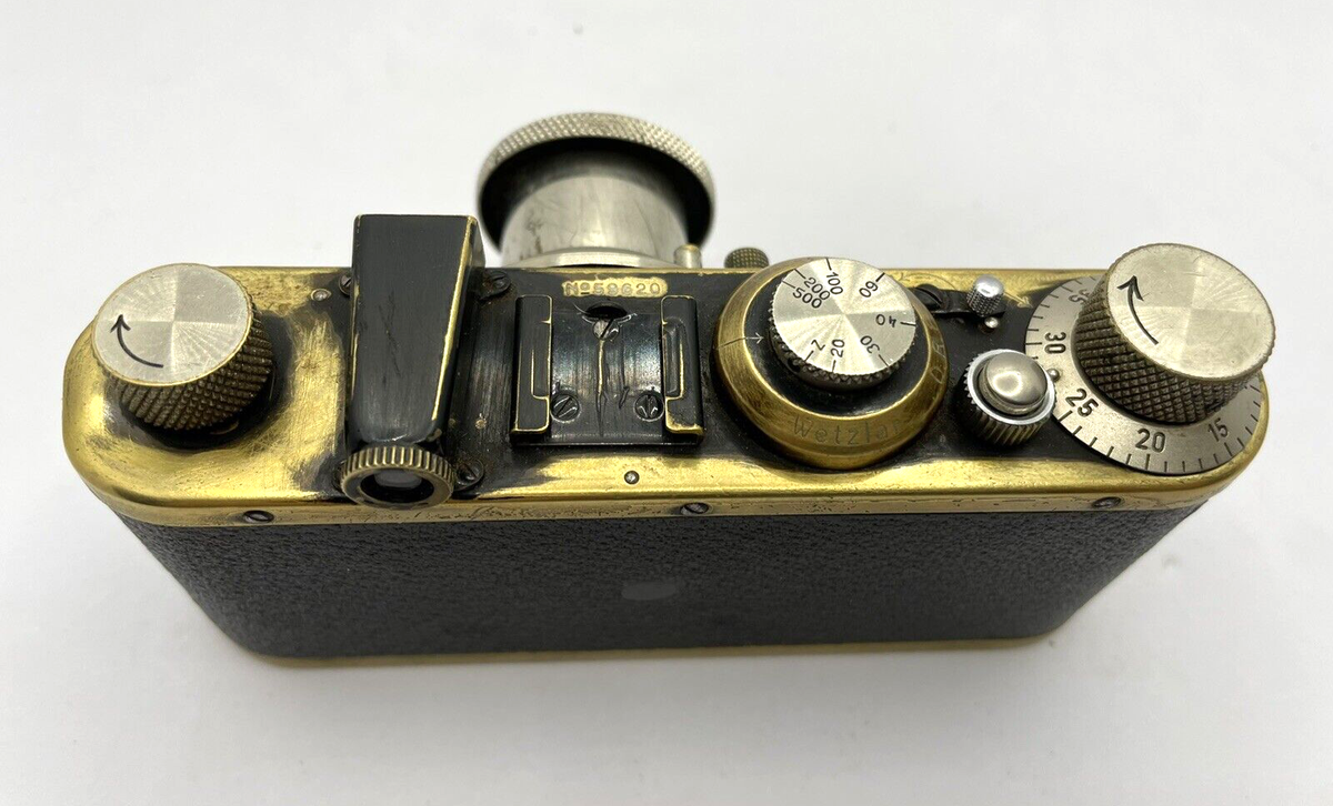 leica I (type C Standard 1930) 5 digits S.N.59620 with Elmar leica I (type C Standard 1930) 5 digits S.N.59620 with Elmar