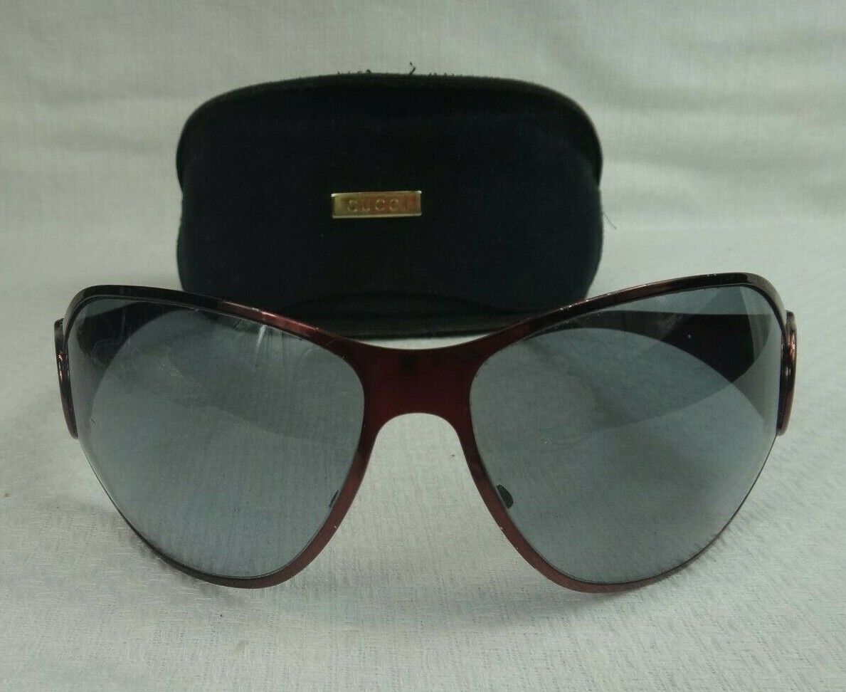 Vintage Gucci Oversized Sunglasses | Y2K | Authentic | Includes Case Vintage Y2K Gucci Oversized Butterfly Sunglasses – Authentic  main image 4