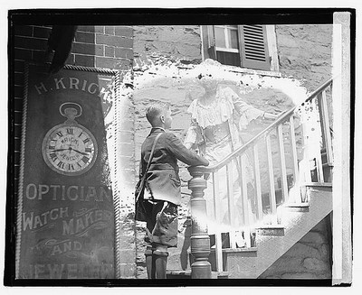 Photo:Edwards boy & Mrs. W.W. Richards,1921,1