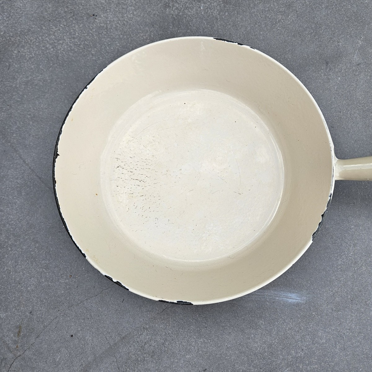 Vintage Le Creuset France Cast Iron White Enamel 24 Wood Handle