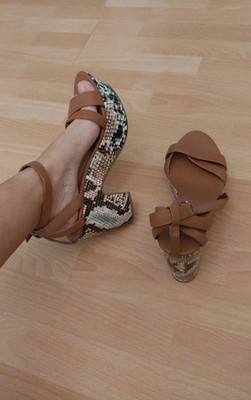 High Heels Sandalen Kiabi Braun 41 Schuhe Absatzschuhe