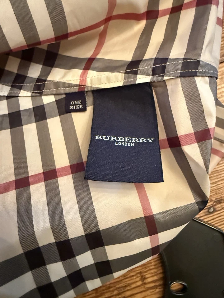 博柏利雨披 — 第 4/4 张图片