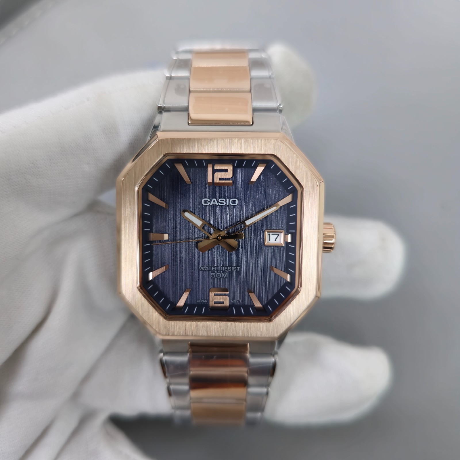 Reloj para hombre CASIO MTP‐B195 Series MTP-B195RG-2A esfera negra dos tonos analógico 38 mm”