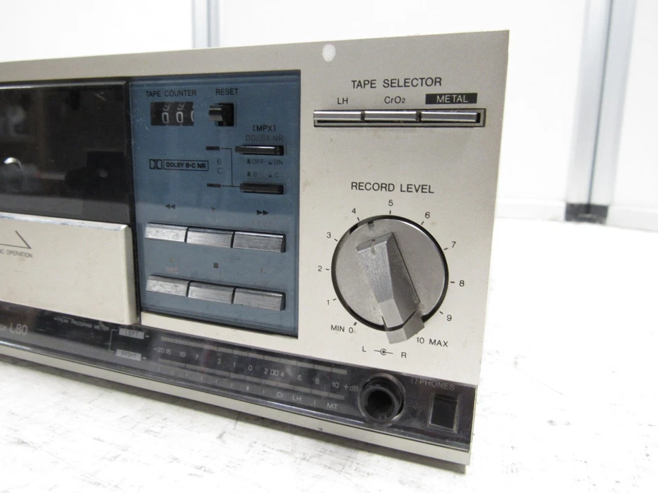 Cassette estéreo vintage AIWA SD-L80U L80 26W 60Hz para piezas Foto 4 de 4