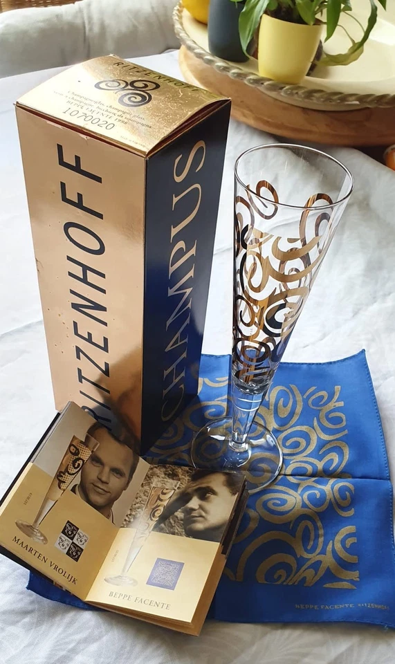 Ritzenhoff-Flûte de champagne de collection-Beppe FACENTE 1998 - Photo 1/4