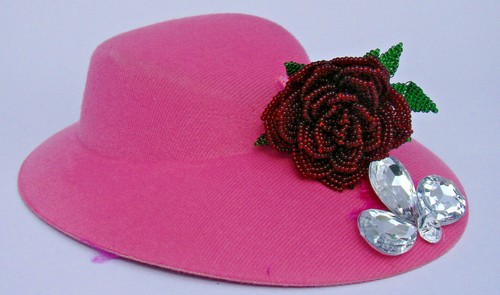 HANDMADE FRENCH BEADED BURGUNDY OPEN ROSE BUD CLOSED ROSE GIFT IDEA AUS MADE - Picture 4 of 9
