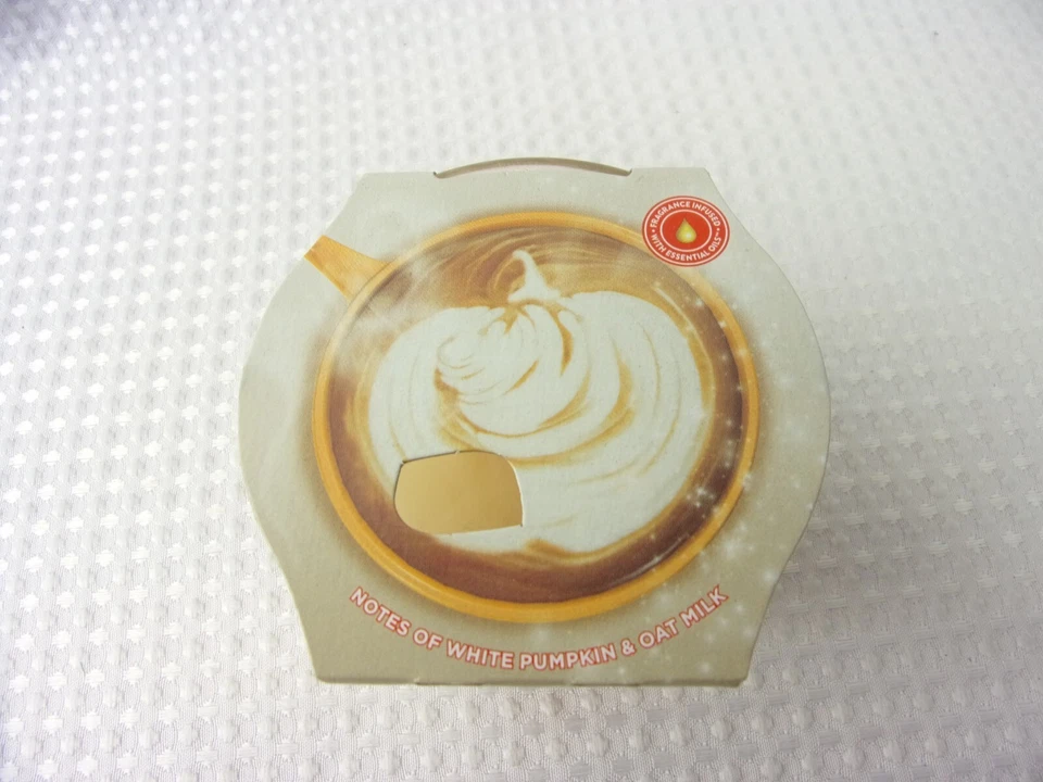 Lot 3 x Glade **But First, Pumpkin Lattes** 3.4oz Glass Jar Candles - LE - HTF - Image 3 of 4