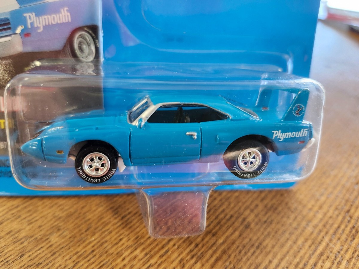 Johnny Lightning High Performance Mopar 1970 Plymouth Superbird