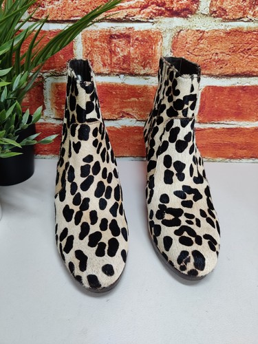 BODEN ANKLE BOOTS UK 5 EU 38 BROWN ANIMAL PRINT PONY FUR WEDGE HEEL SIDE ZIP - Picture 2 of 5