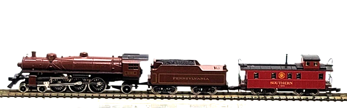 Marklin Z 8882 Pennsylvania RR Steam Locomotive & Caboose