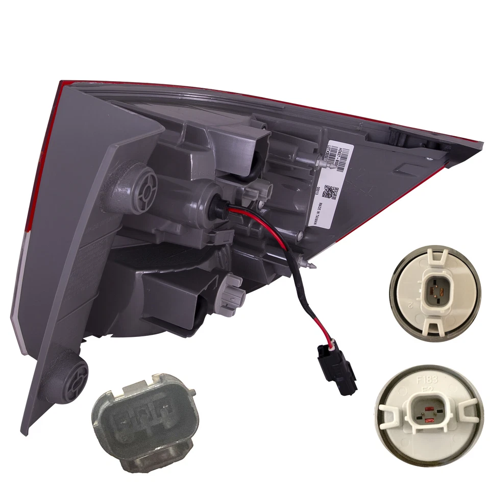 Conjunto de lámpara trasera exterior del lado del conductor izquierdo para Honda Odyssey 14-17 Foto 2 de 4