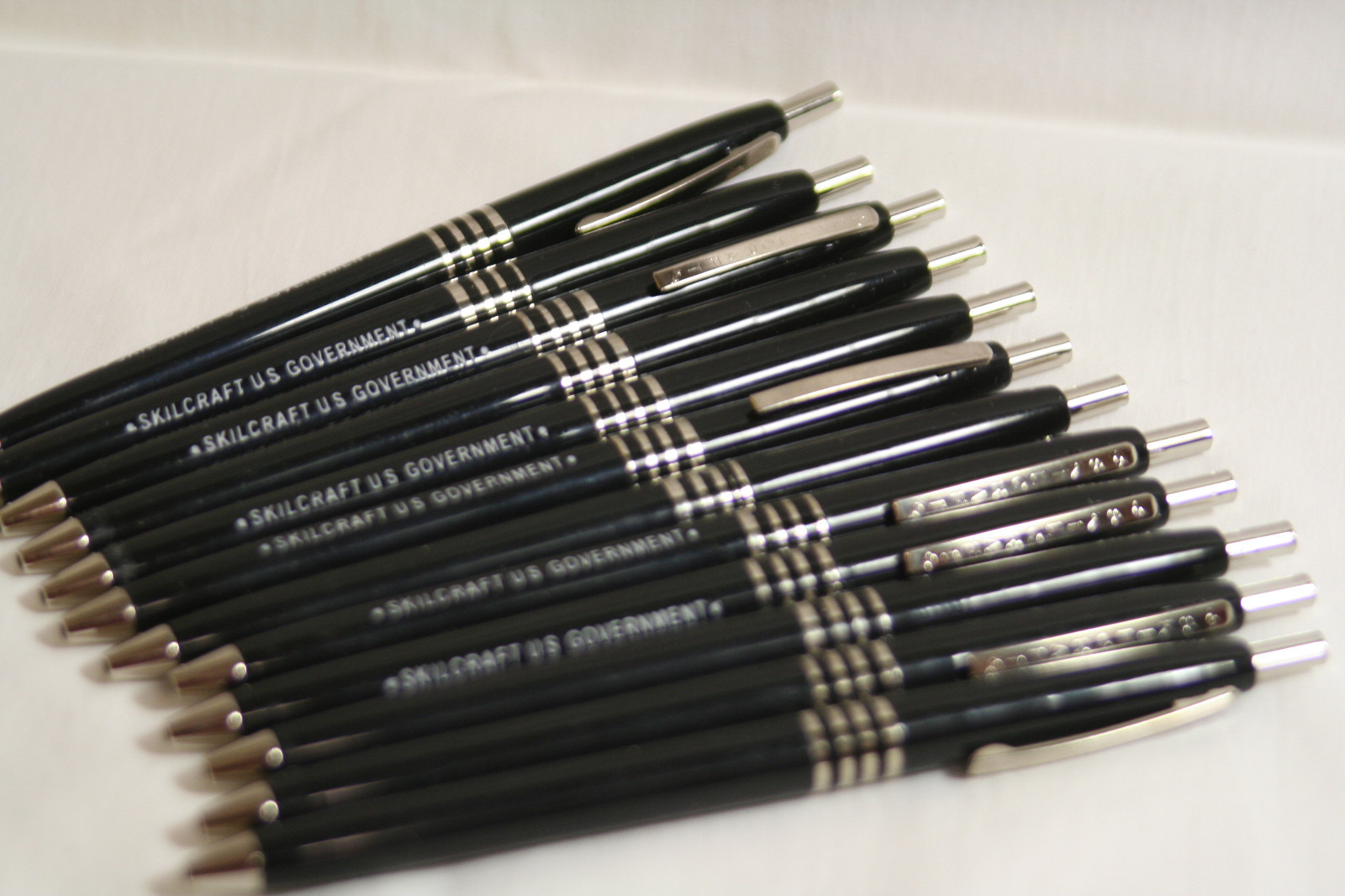 Skilcraft U.S. Government Retractable Ballpoint Pen Medium Point Black