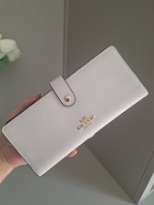 Coach CH410 Crossgrain Slim Wallet Chalk Leather Snap Closure NWOT