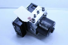 2013-2014 Porsche Cayenne ABS Anti Lock Brake Pump 95835595510 OEM Used