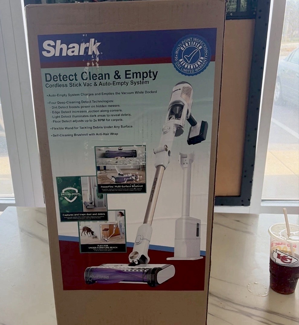 Shark Detect IW4625 Cordless Stick Vacuum Cleaner & Auto-Empty System