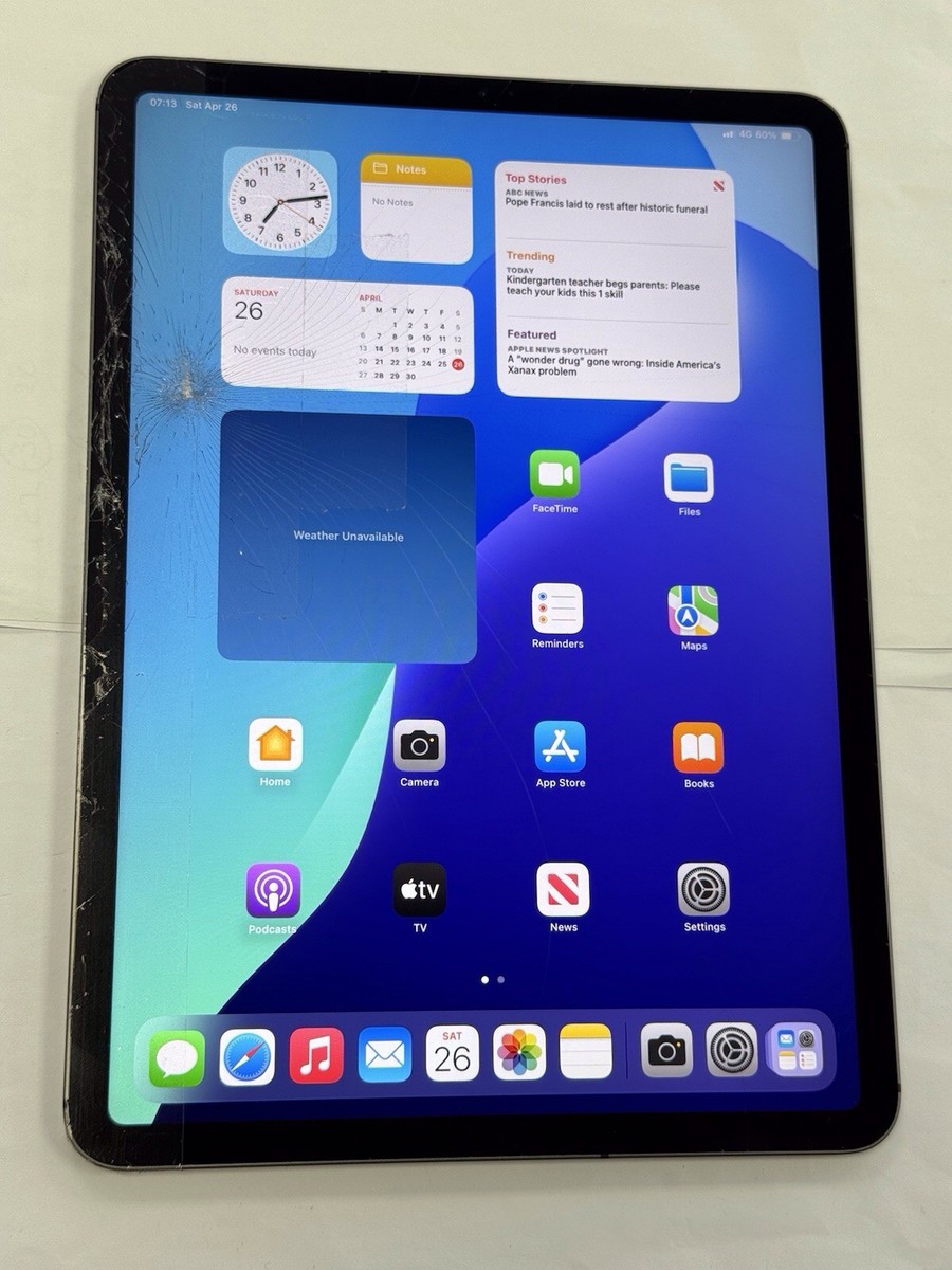 Apple iPad Pro 11” 1st Gen. 256GB Wi-Fi + 4G (Unlocked) Space Grey