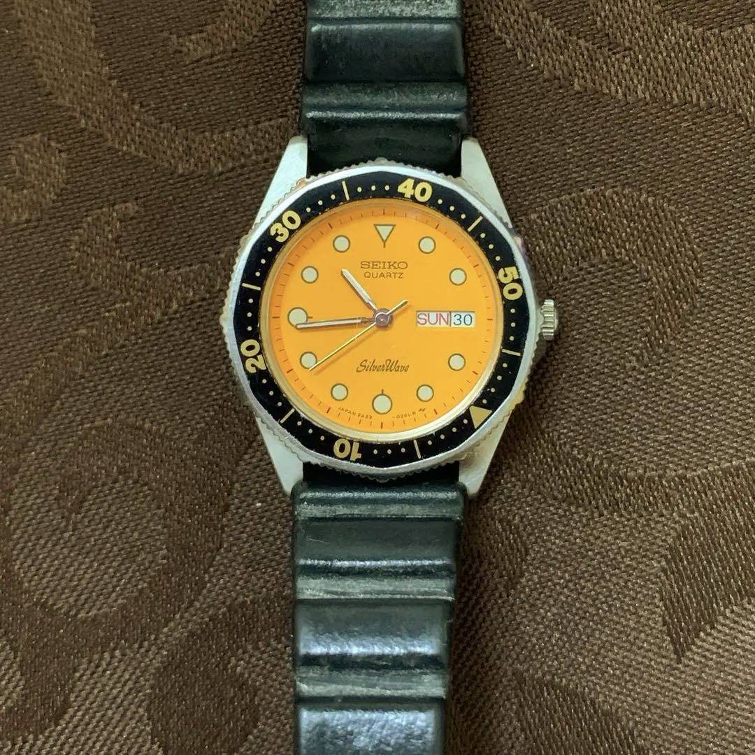 Seiko Silver Wave 2A23-012A Analog Quartz Women Diver Women'S