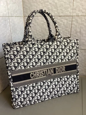 CHRISTIAN DIOR Sac Cabas Monogramme Vintage - Photo 1/4