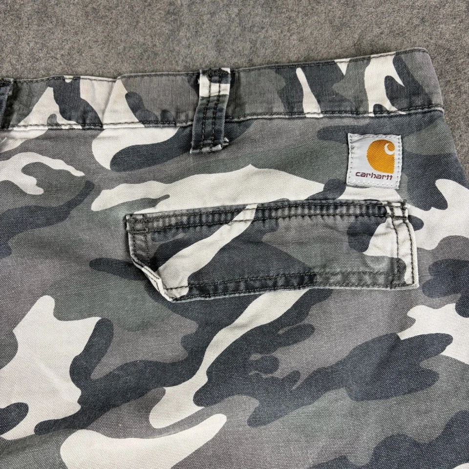 Y2K Carhartt Camo Men Relaxed Fit Cargo Shorts Size 40 Grey Army Work 100279 071 - Image 3 of 4