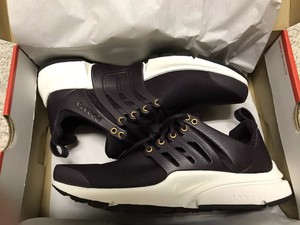 nike air presto burgundy