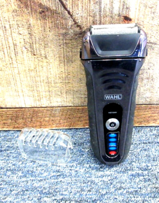 Wahl Clipper Wet/Dry Model 7061 Silver NO CHARGER - HEAVILY USED